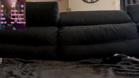 Snapshot of apollonfitx_69 chatting on 10/20/25, 03:01 apollonfitx_69 online show from 10/20/25, 03:01