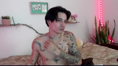 Apolo online show from 01/04/25, 07:23