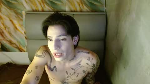 Apolo online show from 09/18/25, 06:54