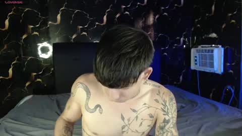 Snapshot of apolo01_ chatting on 05/11/26, 09:45 Apolo online show from 05/11/26, 09:45