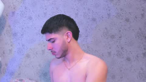 Snapshot of apolo_grayy chatting on 02/11/26, 05:01 Apolo Grayy online show from 02/11/26, 05:01