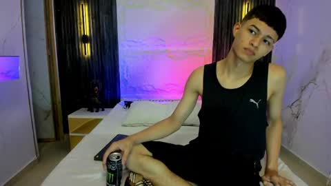   online show from 04/05/26, 12:08