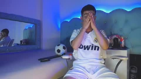 Snapshot of apolo_richards chatting on 02/22/26, 08:18 Apolo Richards online show from 02/22/26, 08:18