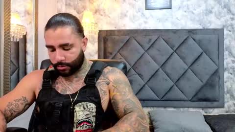 Apolo online show from 09/16/25, 11:06