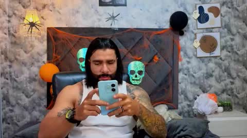 Apolo online show from 10/23/25, 01:38