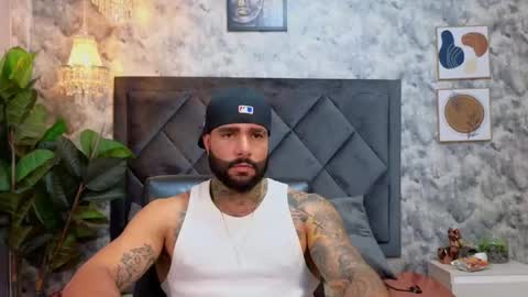 Apolo online show from 11/11/25, 09:15