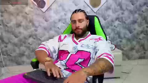 Apolo online show from 03/13/26, 09:32