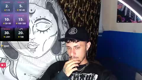 Snapshot of apolo_s chatting on 01/10/25, 10:28 Andres online show from 01/10/25, 10:28