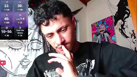 Snapshot of apolo_s chatting on 02/07/25, 06:35 Andres online show from 02/07/25, 06:35