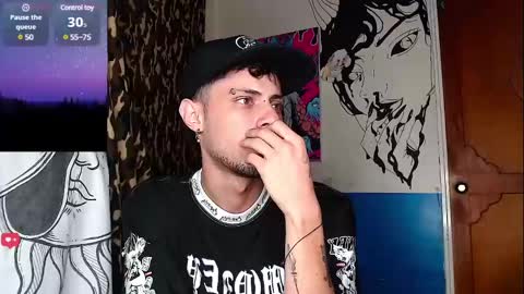 Snapshot of apolo_s chatting on 02/09/25, 04:36 Andres online show from 02/09/25, 04:36