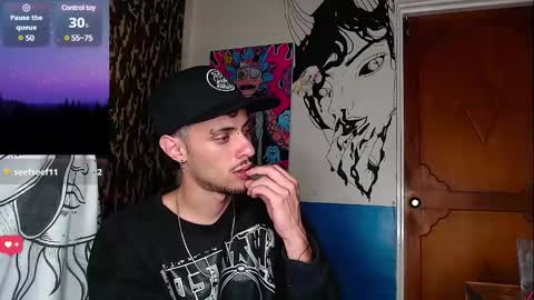 Snapshot of apolo_s chatting on 02/09/25, 10:42 Andres online show from 02/09/25, 10:42