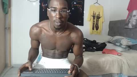 apoloblackbig online show from 10/28/25, 06:54