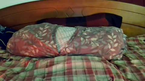 apoundofbutter online show from 12/22/25, 11:24