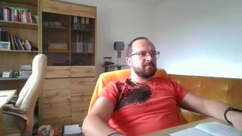 Snapshot of appleseby2 chatting on 02/11/25, 12:48 Seb online show from 02/11/25, 12:48