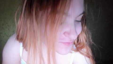 appleyummybuns online show from 03/12/26, 06:19