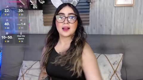 Snapshot of appril_foxx chatting on 09/26/25, 03:49 apprilfoxx online show from 09/26/25, 03:49