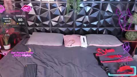 Snapshot of appril_foxx chatting on 12/03/25, 03:32 apprilfoxx online show from 12/03/25, 03:32