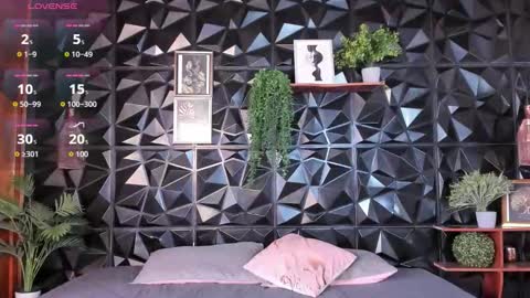 Snapshot of appril_foxx chatting on 12/05/25, 02:25 apprilfoxx online show from 12/05/25, 02:25