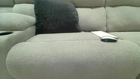 Snapshot of april2000 chatting on 01/06/25, 03:09 april2000 online show from 01/06/25, 03:09