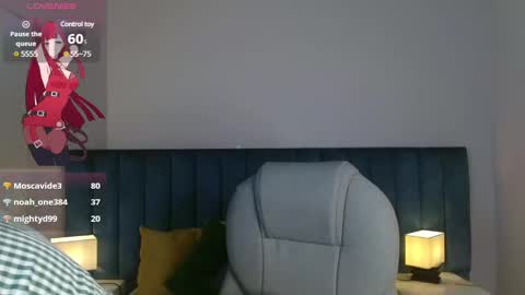 Snapshot of april__bunny chatting on 01/05/25, 01:35 April Bunny online show from 01/05/25, 01:35