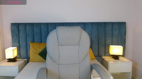 Snapshot of april__bunny chatting on 03/03/25, 09:15 April Bunny online show from 03/03/25, 09:15