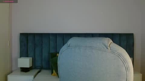 Snapshot of april__bunny chatting on 03/04/25, 06:39 April Bunny online show from 03/04/25, 06:39