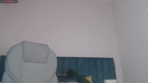 Snapshot of april__bunny chatting on 09/09/25, 05:56 April Bunny online show from 09/09/25, 05:56