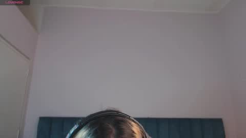 Snapshot of april__bunny chatting on 10/20/25, 09:15 April Bunny online show from 10/20/25, 09:15