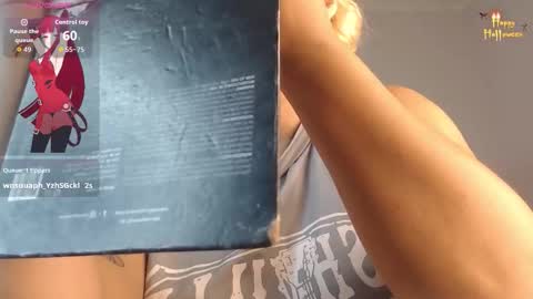 Snapshot of april__bunny chatting on 11/07/25, 06:19 April Bunny online show from 11/07/25, 06:19