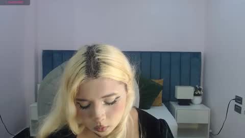 Snapshot of april__bunny chatting on 02/03/26, 08:47 April Bunny online show from 02/03/26, 08:47