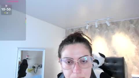  April  online show from 10/05/25, 04:33