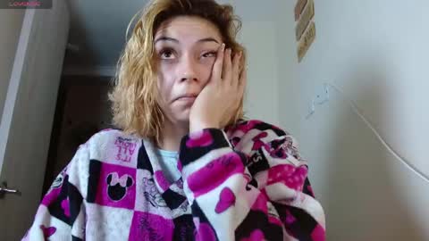 April Dumont online show from 06/09/26, 10:27