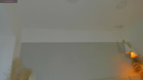 Snapshot of april_ebony18_ chatting on 05/05/26, 10:34 April online show from 05/05/26, 10:34