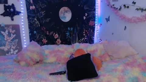april_l6 online show from 06/14/26, 02:24