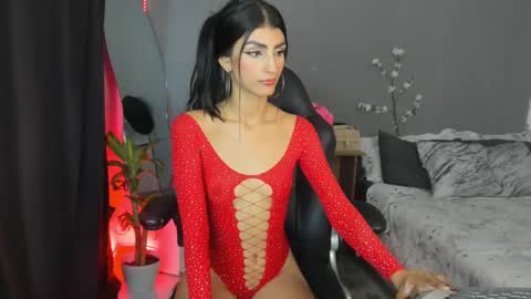 Scarlett Independent Model  online show from 02/17/25, 10:36