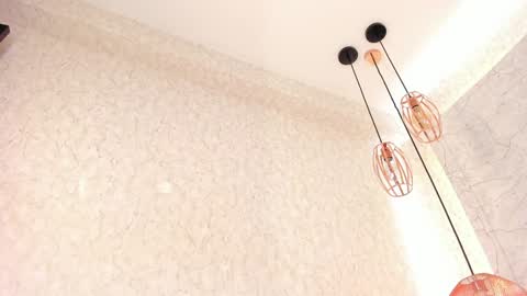 Snapshot of aprilalen chatting on 01/31/25, 09:59 April online show from 01/31/25, 09:59