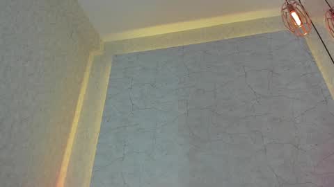 Snapshot of aprilalen chatting on 02/16/25, 07:04 April online show from 02/16/25, 07:04