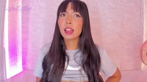 Snapshot of aprilalen chatting on 10/01/25, 07:14 April online show from 10/01/25, 07:14