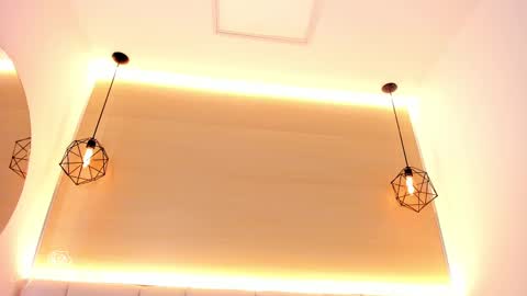 Snapshot of aprilalen chatting on 11/13/25, 06:23 April online show from 11/13/25, 06:23