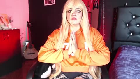 Snapshot of aprildol chatting on 01/23/25, 06:49 lucy online show from 01/23/25, 06:49