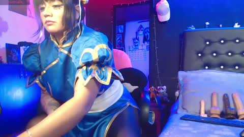 lucy online show from 04/24/26, 05:10