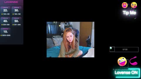Snapshot of aprillove85 chatting on 10/03/25, 10:51 AprilLove85 online show from 10/03/25, 10:51