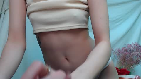 Snapshot of aprillswift_ chatting on 01/08/25, 02:25 Aprill online show from 01/08/25, 02:25