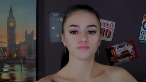 Snapshot of aprillswift_ chatting on 02/06/25, 03:31 Aprill online show from 02/06/25, 03:31