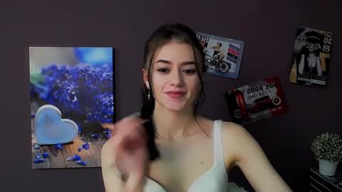 Snapshot of aprillswift_ chatting on 02/20/25, 11:42 Aprill online show from 02/20/25, 11:42