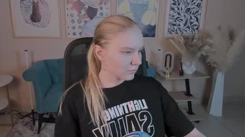 April. All year round.  online show from 11/02/25, 10:01