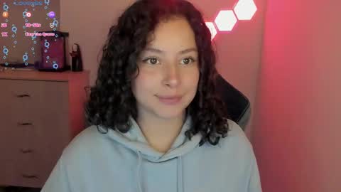 Snapshot of aqua_emilly chatting on 02/11/25, 02:14 aqua emilly online show from 02/11/25, 02:14