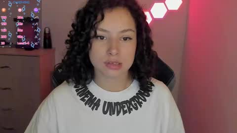 Snapshot of aqua_emilly chatting on 02/24/25, 02:30 aqua emilly online show from 02/24/25, 02:30