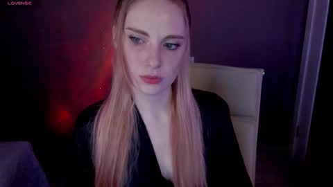 aqualen online show from 11/11/25, 12:05