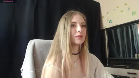 Snapshot of aqualen chatting on 05/16/26, 10:36 aqualen online show from 05/16/26, 10:36